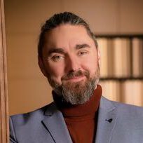 Michael Renner, Branchenexperte